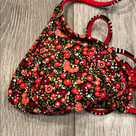 Floral Bikini Top Separate - Picture 2 of 3